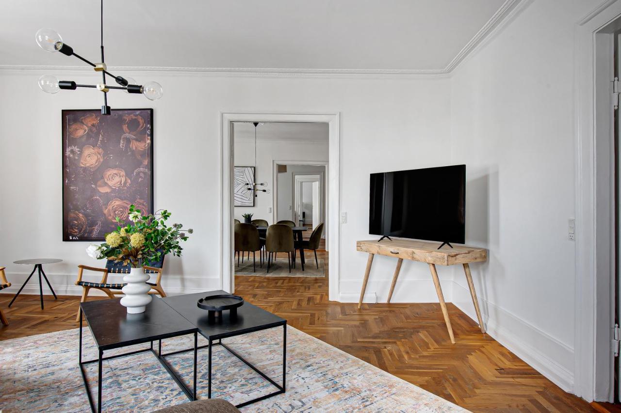 Sanders Square - Spacious Six-Bedroom Apartment Near Amalienborg Copenhagen Exterior photo